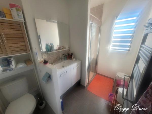 Maison à vendre 4 pièces SAINT XANDRE (17) - 84.20 m2 - 3 chambres - 2 salles d'eau - Garage - Jardin