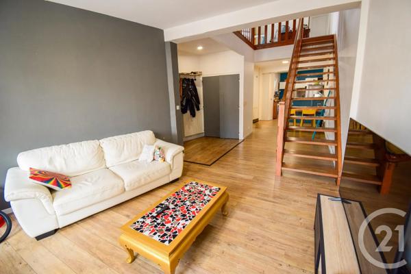 Appartement Autre à vendre  2 pièces - 122 m 2   ATTIGNAT  - 01