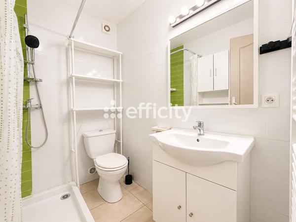 Maison
         5 pièces
        - 100 m² Exclusivité 220 000 € *