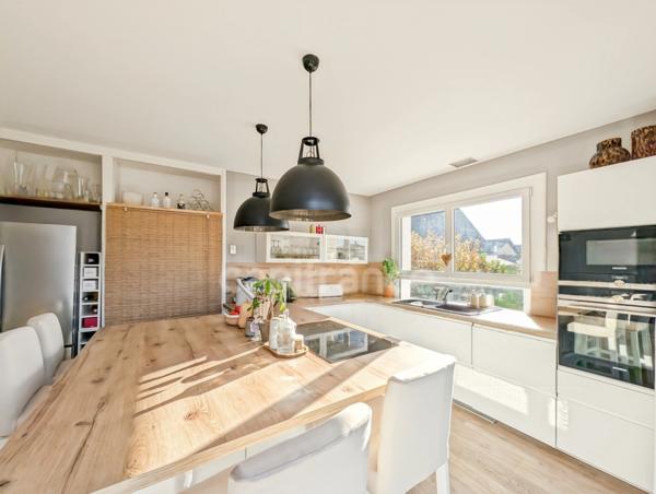 Saint-Marcel (71) Maison à vendre 5 pièces 185 m² garage piscine terrain de 882 m²