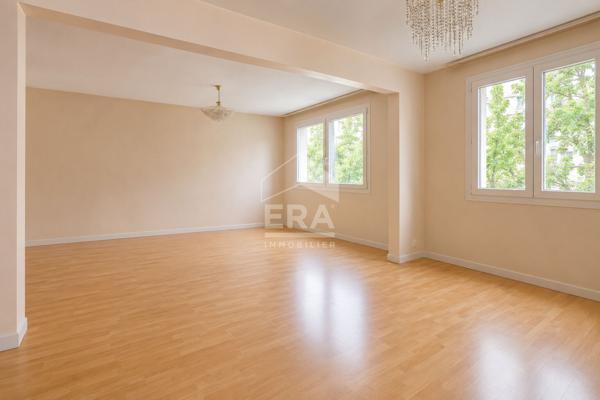 T4 89M2 LIGNE 14 CLICHY