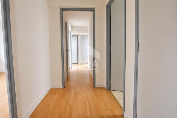 T4 89M2 LIGNE 14 CLICHY