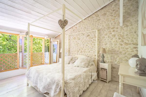 Maison de maître avec gîte et chambres d'hôtes à 40' de Bordeaux