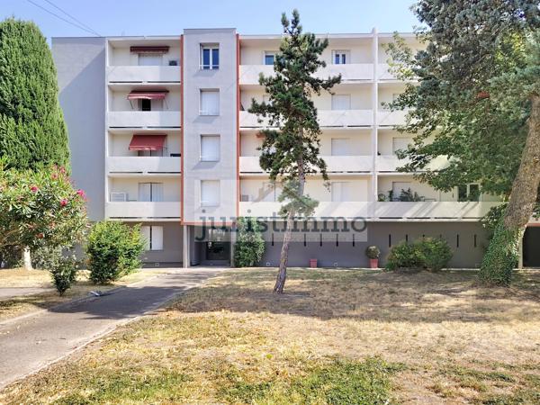 APPARTEMENT T2 57 M² EN RDC PROCHE CENTRE VILLE AVEC STATIONNEMENT