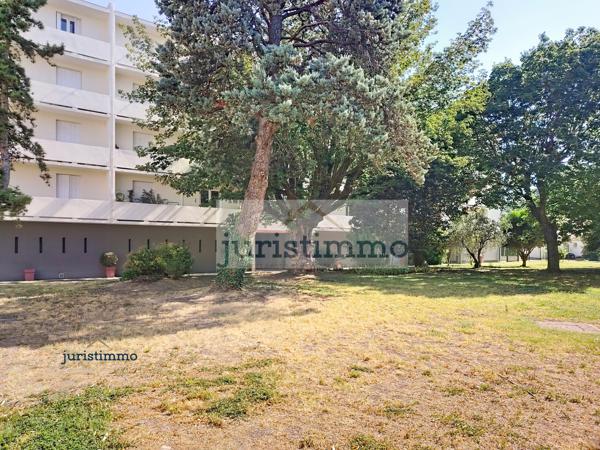 APPARTEMENT T2 57 M² EN RDC PROCHE CENTRE VILLE AVEC STATIONNEMENT