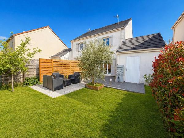 Maison à GUIGNES, 77390 - 4 pièces 63m²