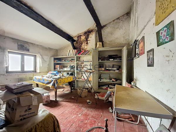 Maison Pont Saint Esprit 4 pièce(s) 143 m2