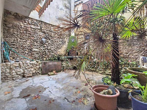 Maison Pont Saint Esprit 4 pièce(s) 143 m2