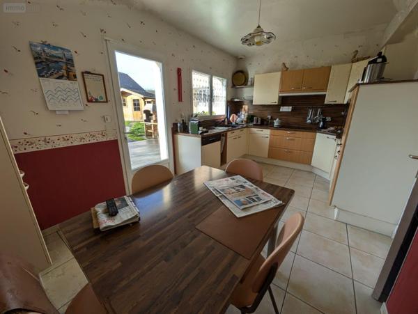 Maison à vendre à Changé dans la Sarthe (72560), ref : CHM65