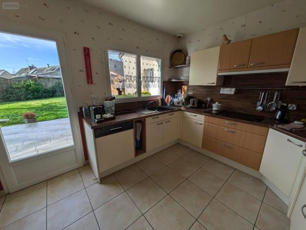 Maison à vendre à Changé dans la Sarthe (72560), ref : CHM65