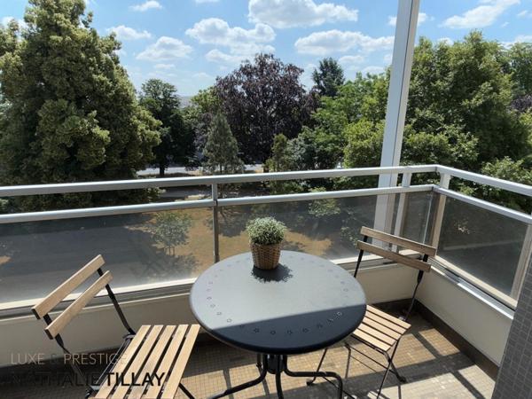 Orleans, Appartement a vendre, rénové avec balcon sud et ascenseur , 2 chambres