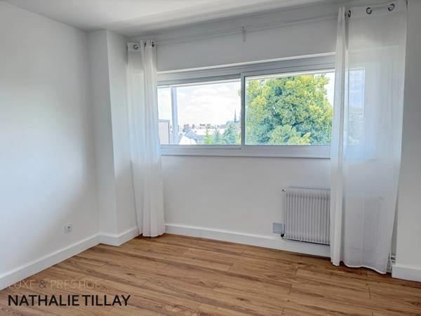 Orleans, Appartement a vendre, rénové avec balcon sud et ascenseur , 2 chambres