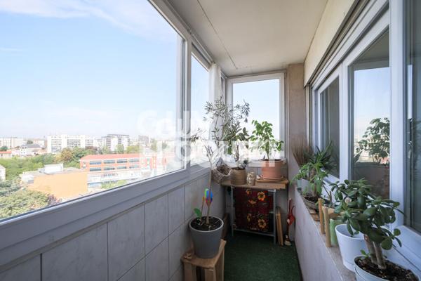 Appartement 4 pièces avec loggia - Bagnolet
