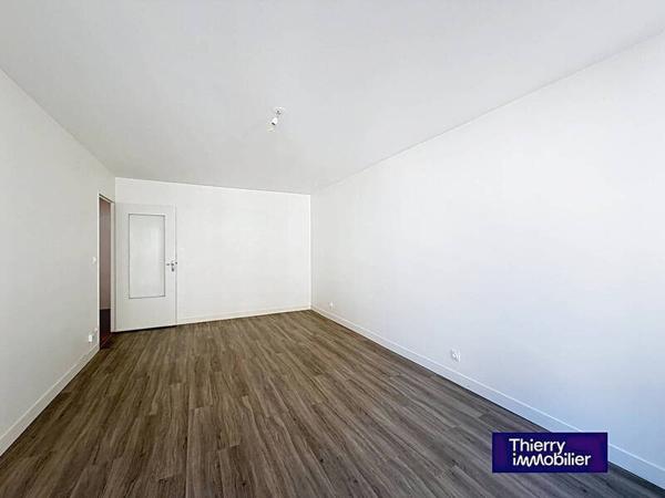 Appartement 3 pièces                                        - 44000 Nantes - Saint-Clément - Jardin des plantes Réf : 123495