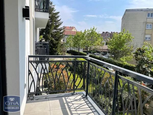 Appartement à louer 2 pièces 43.4m² Rueil-Malmaison (92500)