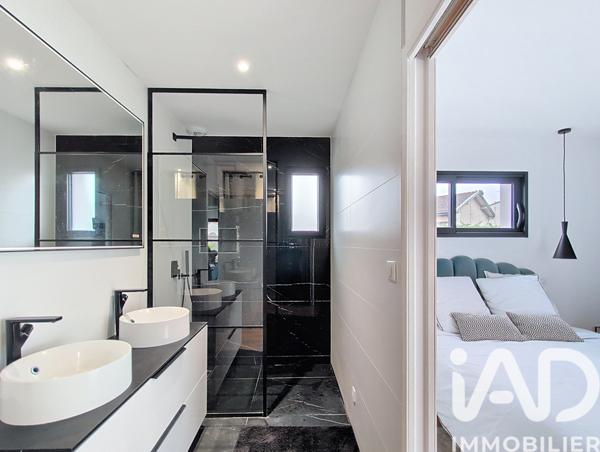 Maison à vendre 5 pièces 122 m² Blanquefort