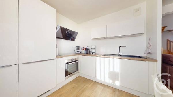 Appartement F3 à vendre  3 pièces - 81,03 m 2   ST HERBLAIN  - 44
