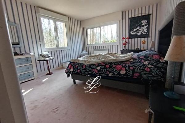 Vente - Maison 7 pièces 213 m 2 LA BAZOGE (72650)