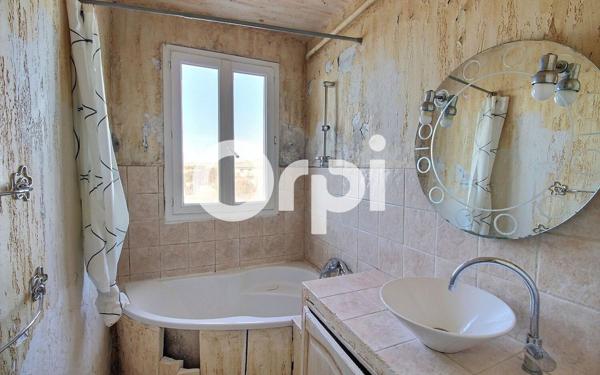 Appartement à vendre    4 pièces • 75,25 m2 Marseille 10