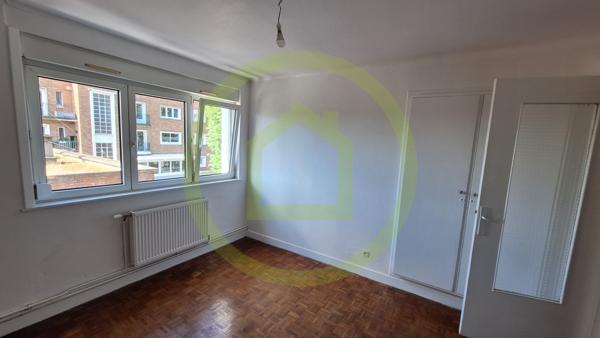 Appartement 1960 à MAUBEUGE (59600)