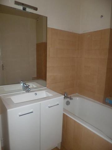 F3 3e étage proche de la cathédrale