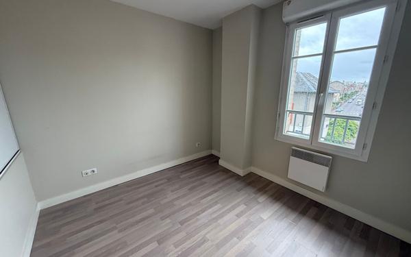Appartement à louer    3 pièces • 60 m2 Limoges