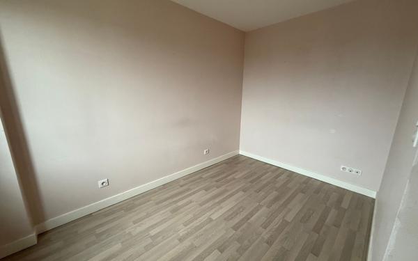 Appartement à louer    3 pièces • 60 m2 Limoges