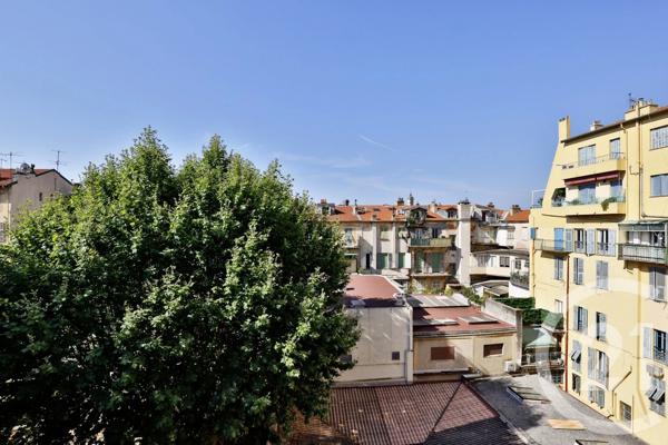 Appartement F3 à vendre  3 pièces - 90,02 m 2   NICE  - 06