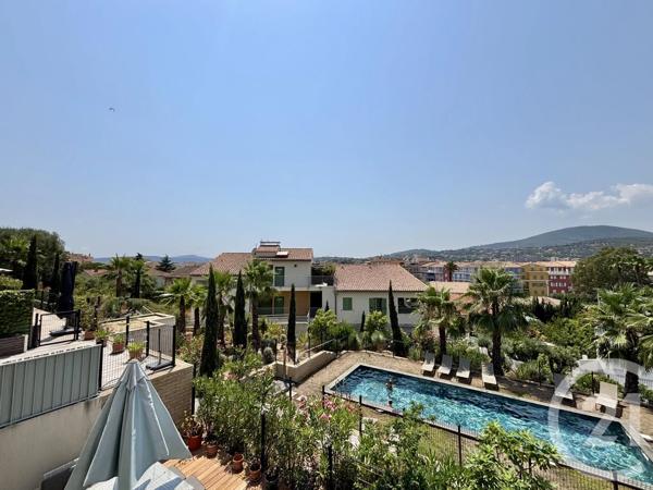 Appartement F3 à vendre  3 pièces - 72 m 2   STE MAXIME  - 83