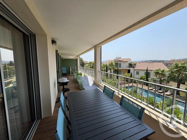 Appartement F3 à vendre  3 pièces - 72 m 2   STE MAXIME  - 83