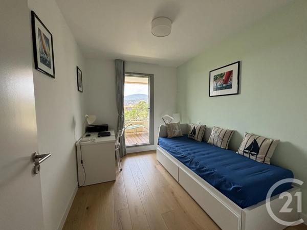 Appartement F3 à vendre  3 pièces - 72 m 2   STE MAXIME  - 83
