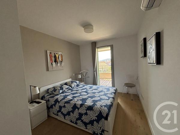 Appartement F3 à vendre  3 pièces - 72 m 2   STE MAXIME  - 83