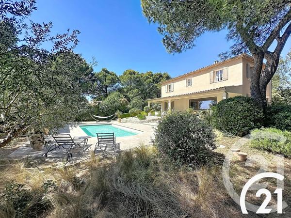 Maison à vendre  6 pièces - 160 m 2   ROBION  - 84