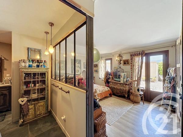 Maison à vendre  6 pièces - 160 m 2   ROBION  - 84