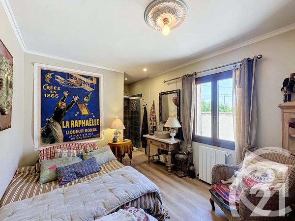 Maison à vendre  6 pièces - 160 m 2   ROBION  - 84