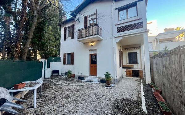 Maison à vendre    5 pièces • 95,24 m2 Vence
