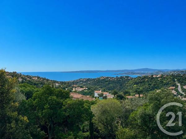 Maison à vendre  7 pièces - 180 m 2   ROQUEBRUNE SUR ARGENS  - 83