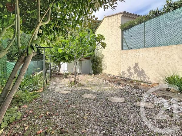 Maison à vendre  2 pièces - 47 m 2   ROQUEBRUNE SUR ARGENS  - 83