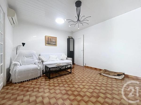 Maison à vendre  2 pièces - 47 m 2   ROQUEBRUNE SUR ARGENS  - 83