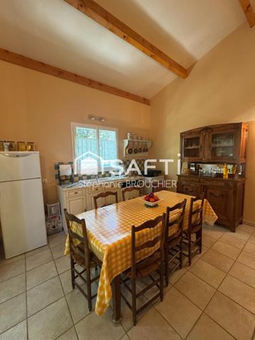 Charmante maison avec garage et terrasse