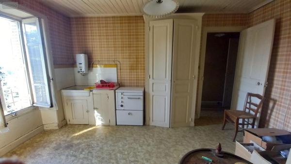 Maison à vendre à Vic-sur-Cère dans le Cantal (15800), ref : MG/2386