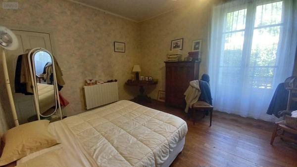 Maison à vendre à Vic-sur-Cère dans le Cantal (15800), ref : MG/2386