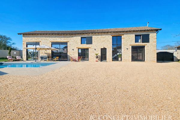 Maison en pierre au calme avec piscine