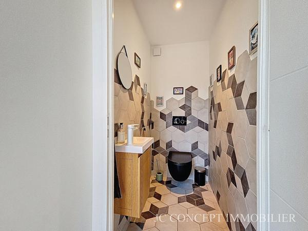 Maison en pierre au calme avec piscine