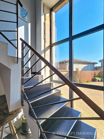 Maison en pierre au calme avec piscine