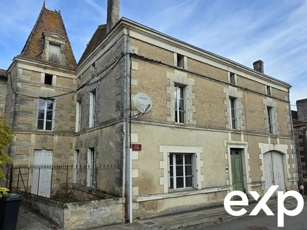 Maison au coeur du Bourg de Palluaud