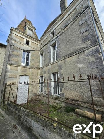 Maison au coeur du Bourg de Palluaud