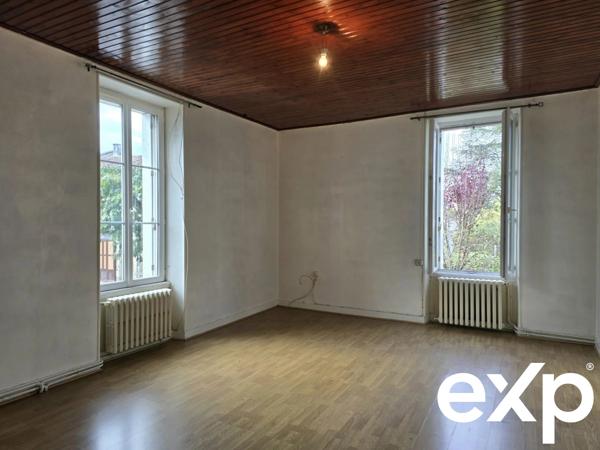 Maison au coeur du Bourg de Palluaud