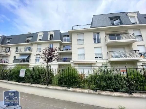 Appartement à louer 2 pièces 46.79m² Villecresnes (94440)