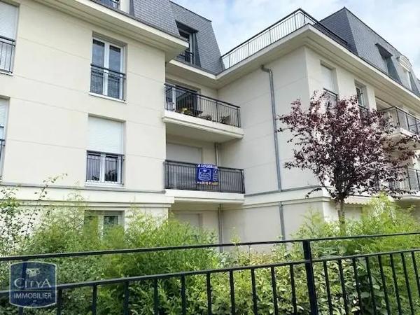 Appartement à louer 2 pièces 46.79m² Villecresnes (94440)